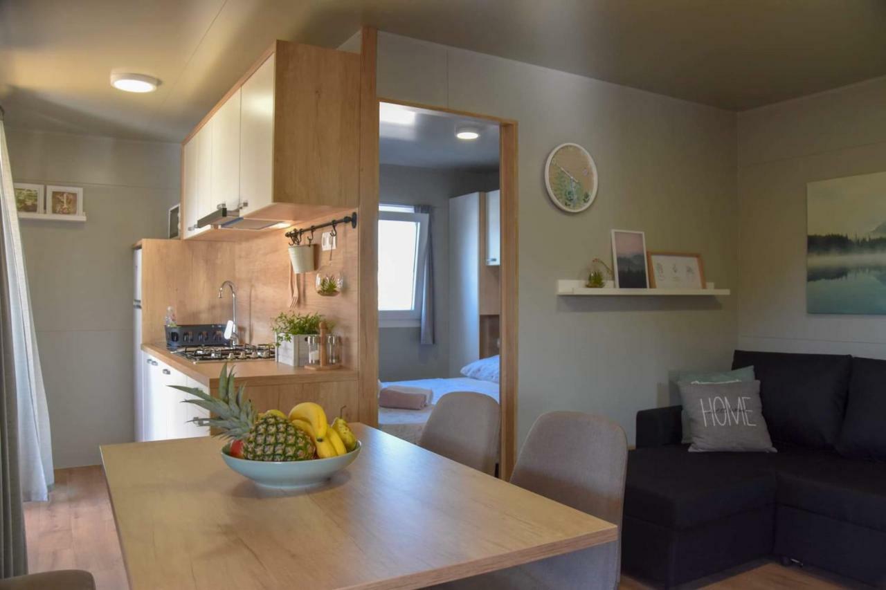 Mobile Home Laura Tisno Bagian luar foto