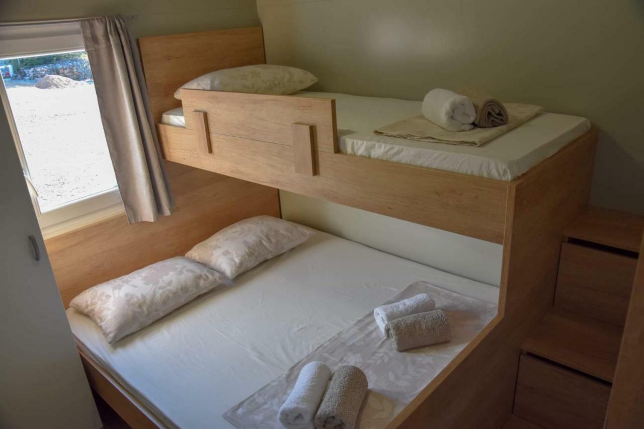 Mobile Home Laura Tisno Bagian luar foto